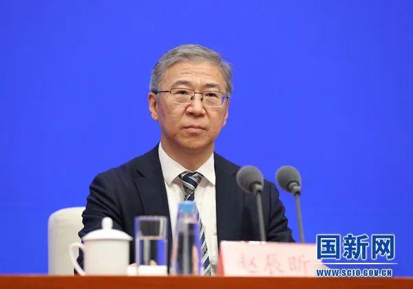 國家能源局：大力發(fā)展光伏發(fā)電、風(fēng)電等可再生能源；多管齊下解決消納問題